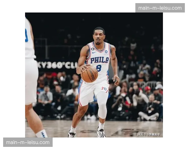 关键卡位战:神秘人与自由人战至最后时刻,比分交替领先 关键卡位战:神秘人与自由人战至最后时刻,比分交替领先