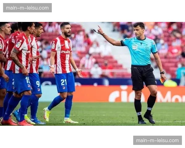 西班牙足协公布国家德比主裁人选，将由经验丰富的希尔-曼萨诺执法